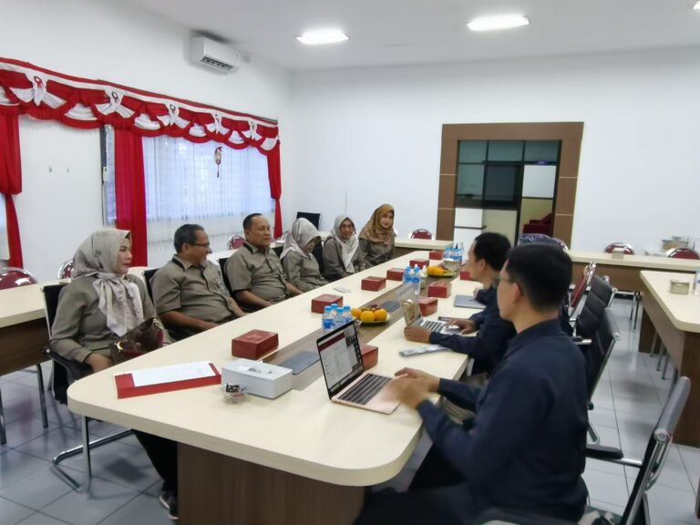 Benchmarking LP2M UMI Makassar ke LPPM UMM